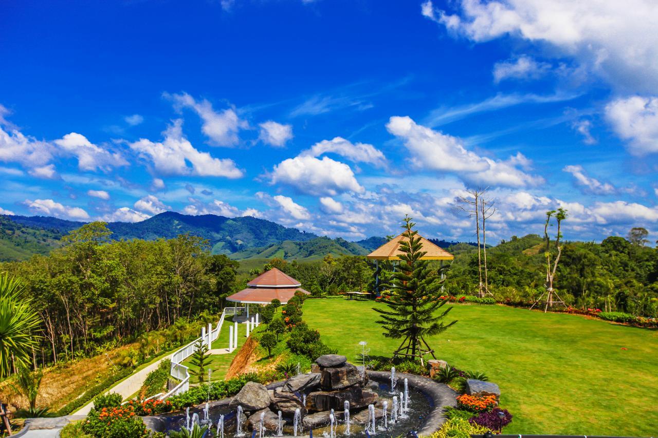 The Adventure Resort Takua Thung Екстериор снимка